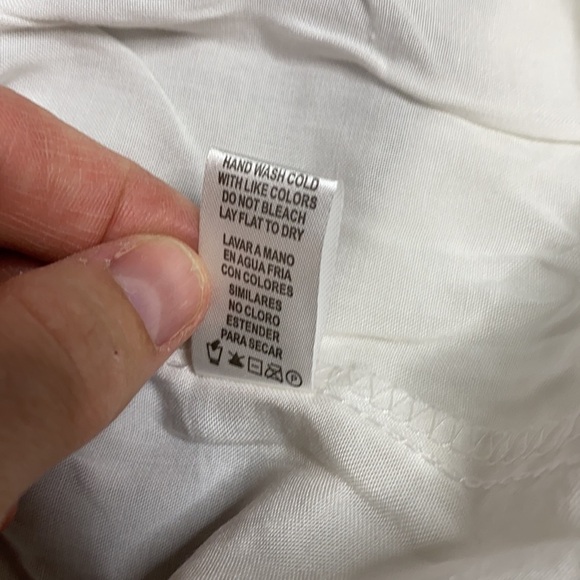 Heart Hips White Lace Hem Woven Shorts NWT - Picture 6 of 11